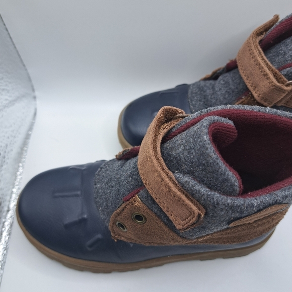 Little kids Carter's Boots navy blue & gray size 11M - Picture 8 of 12